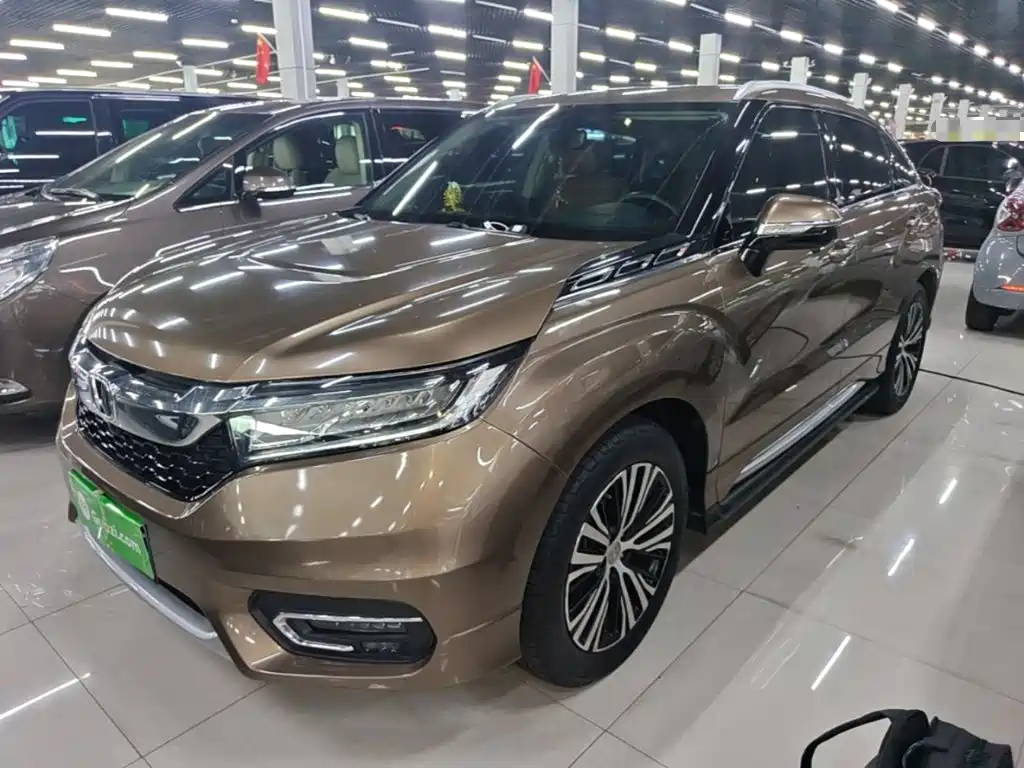 Honda Avancier 2017 — фото 1