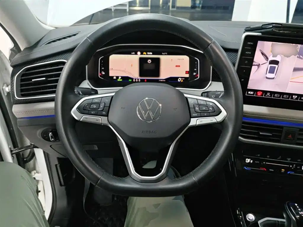 Volkswagen GTE PHEV 2023 — фото 11