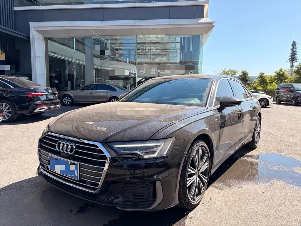 Audi A6L 2022