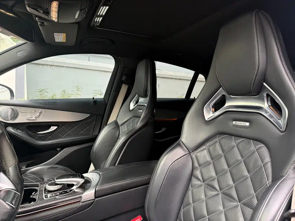 Mercedes-Benz GLC Coupe AMG 2019 — фото 15