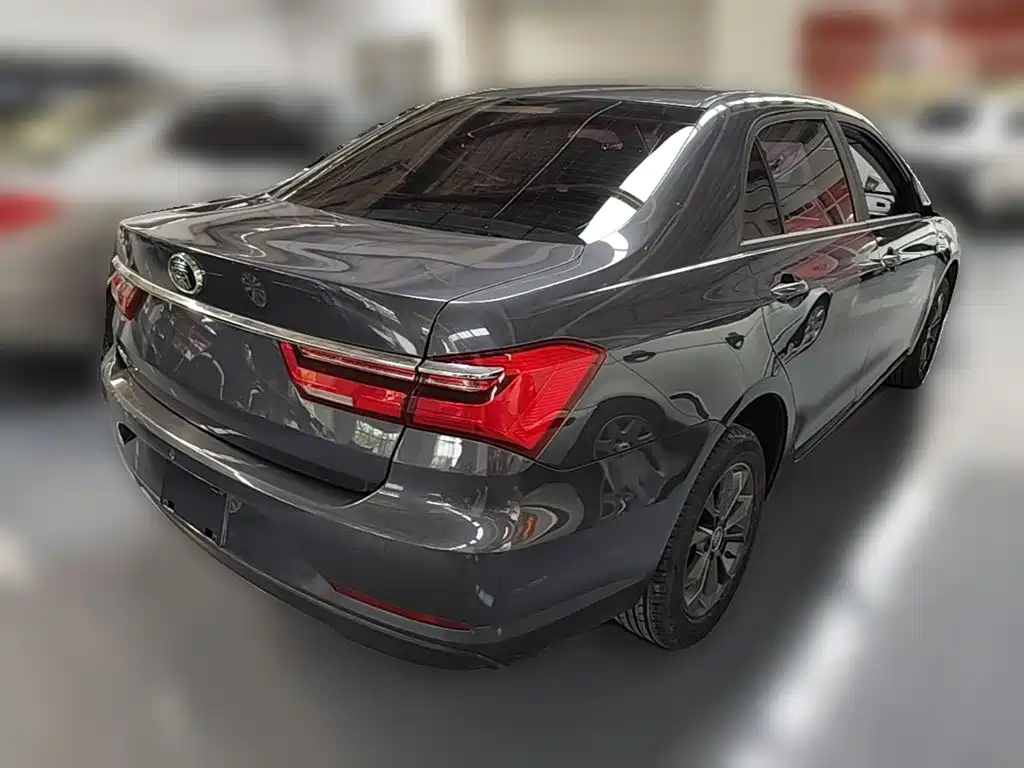 BYD Qin 2020 — фото 12