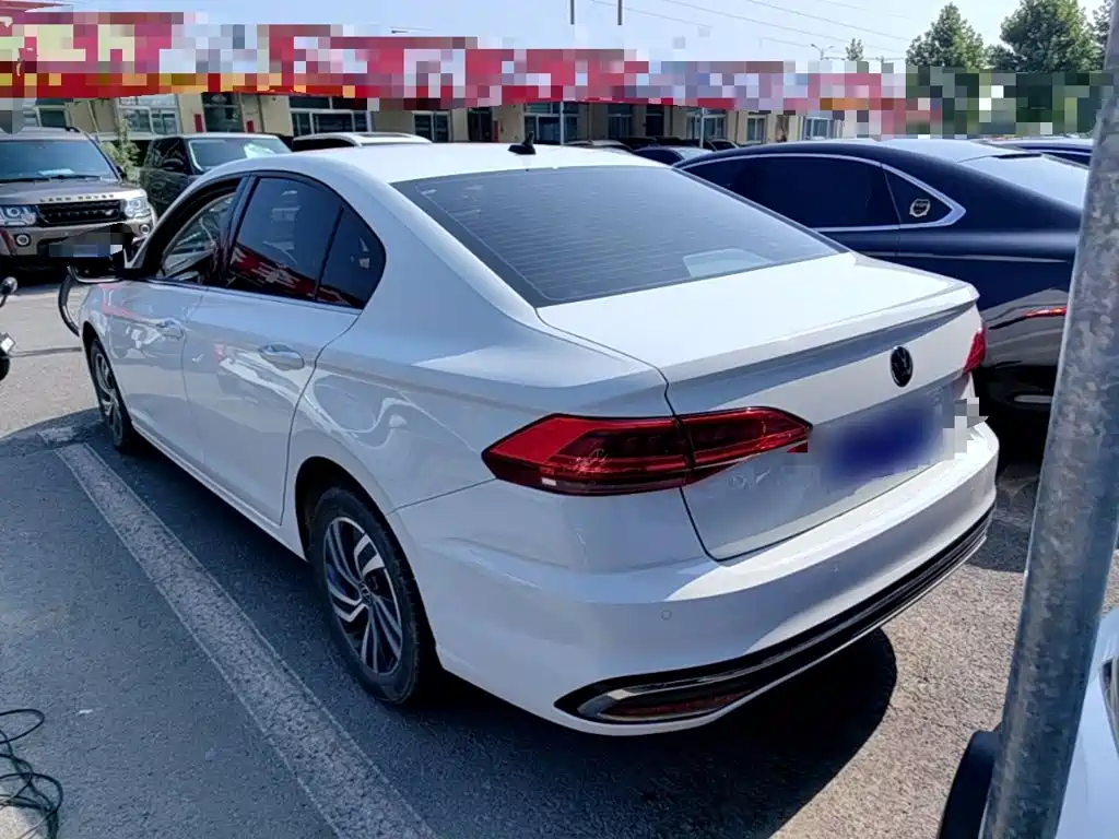 Volkswagen Bora 2024