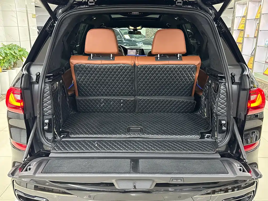 BMW X7 2022 — фото 25