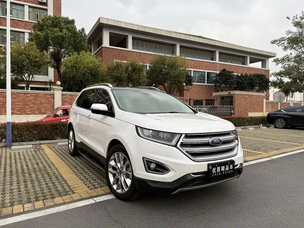 Ford Edge 2017 — фото 3