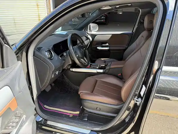 Mercedes-Benz GLB 2021