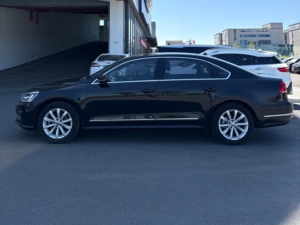 Volkswagen Passat 2019 — фото 3