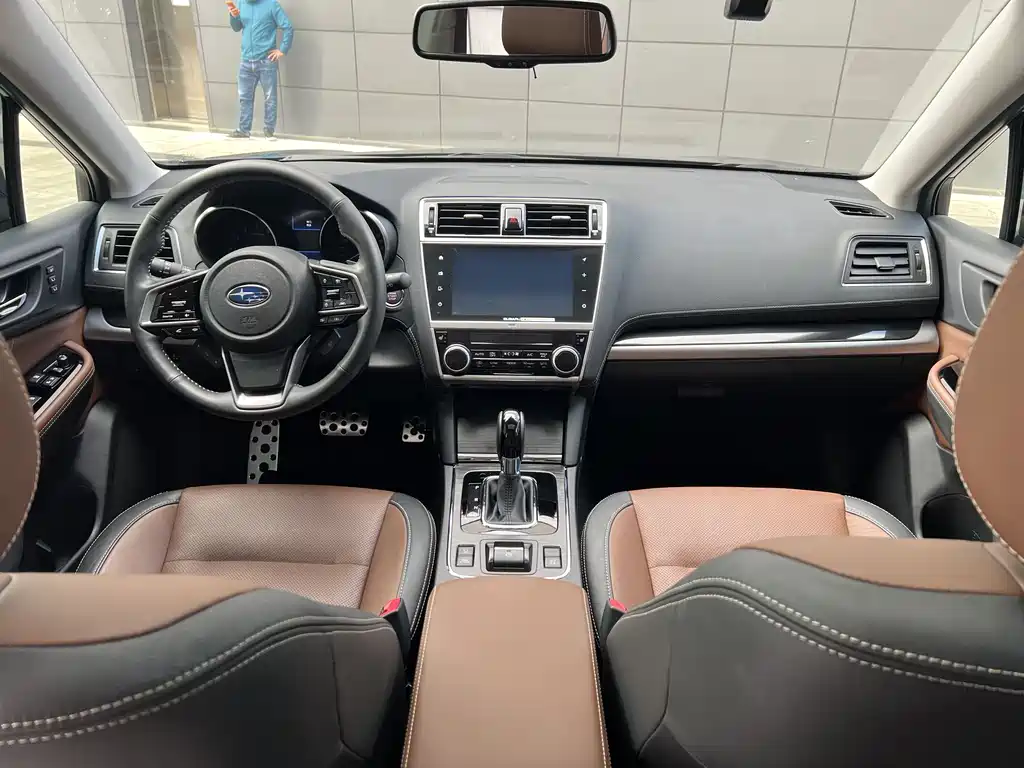 Subaru Outback 2020 — фото 5