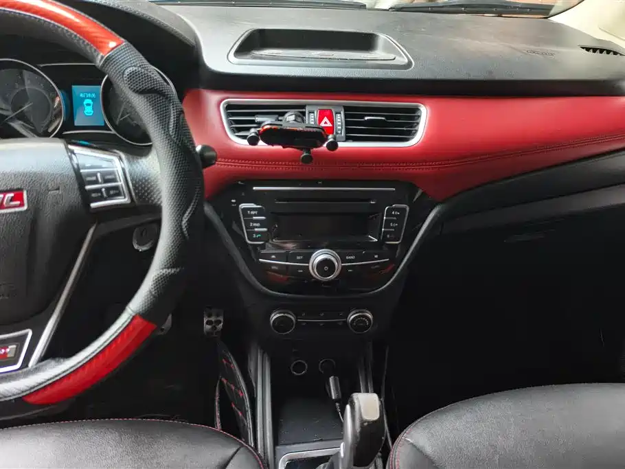 Haval H1 2015 — фото 12