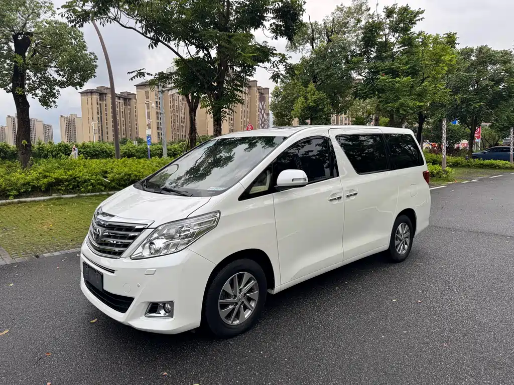 Toyota Alphard 2013 — фото 2