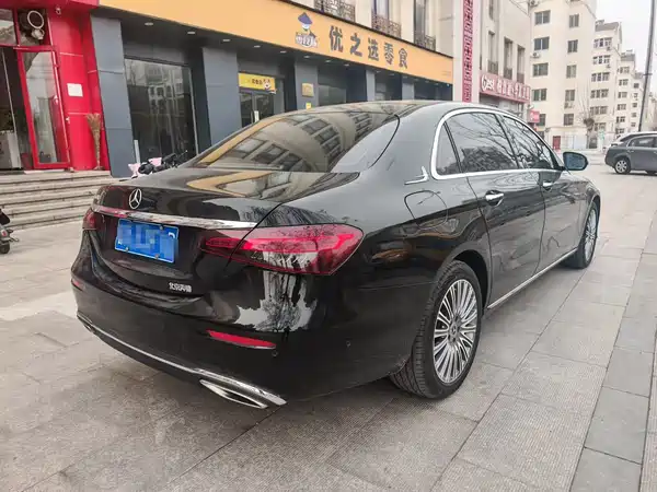 Mercedes-Benz E-Class 2021