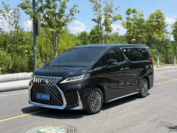 Lexus LM 2021