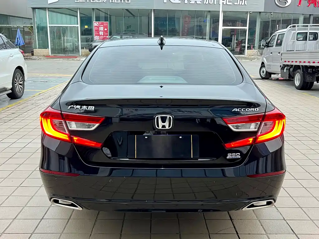 Honda Accord 2020 — фото 21