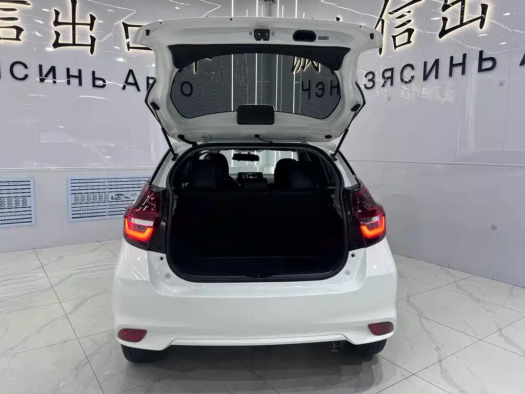 Toyota Vios FS 2023 — фото 16