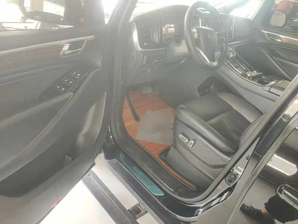GAC Trumpchi M8 2021 — фото 16
