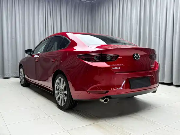 Mazda 3 Axela 2022