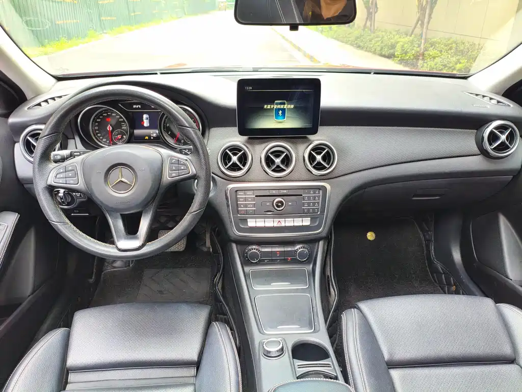 Mercedes-Benz GLA 2017 — фото 12