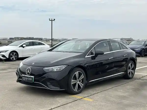 Mercedes-Benz EQE 2025