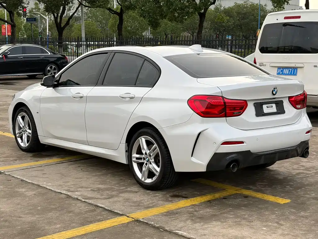 BMW 1 Series 2022
