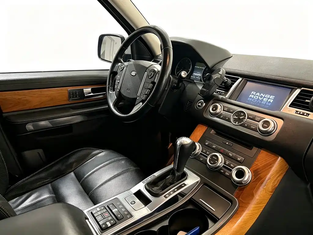 Land Rover Range Rover Sport 2012 — фото 9