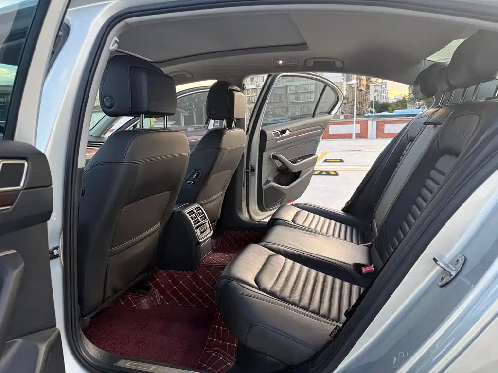 Volkswagen Magotan 2018 — фото 8