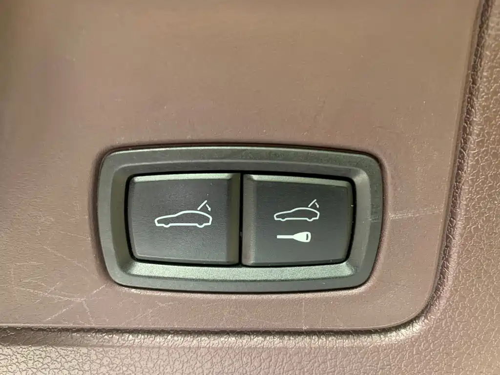 Porsche Panamera 2015 — фото 16
