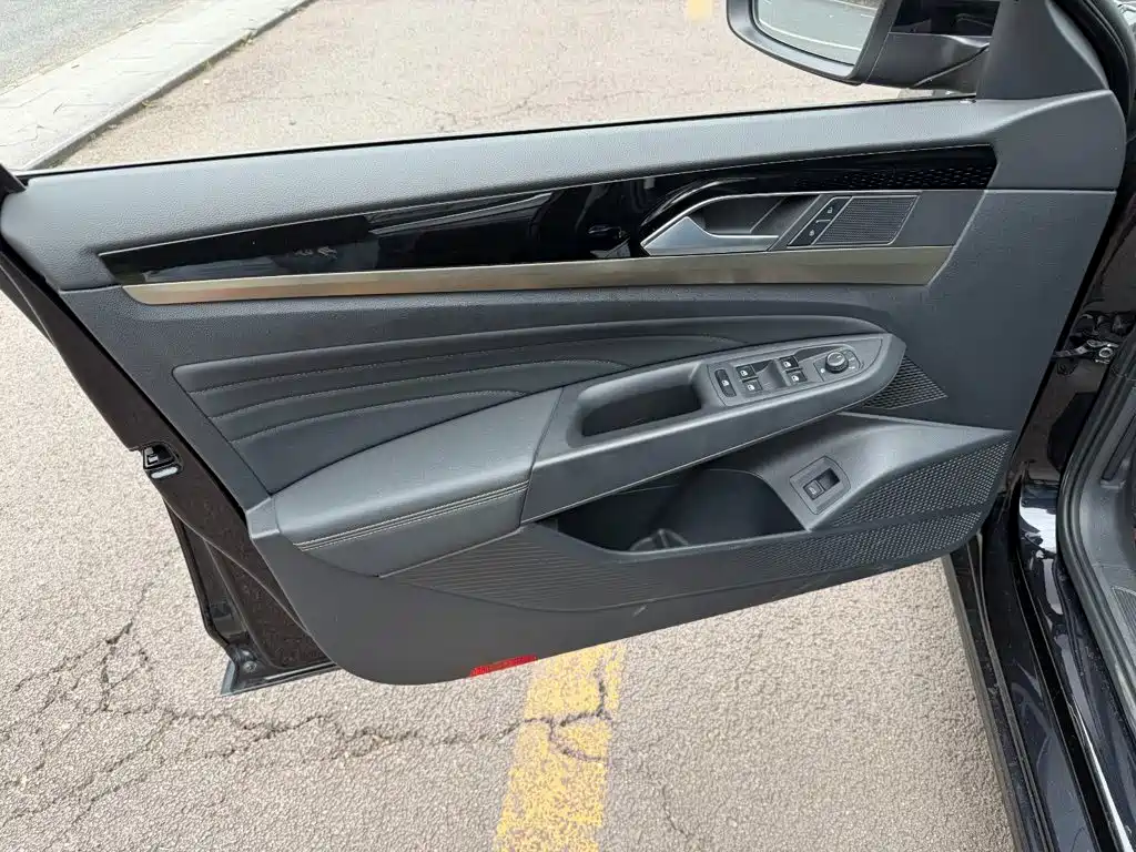 Volkswagen Passat 2022