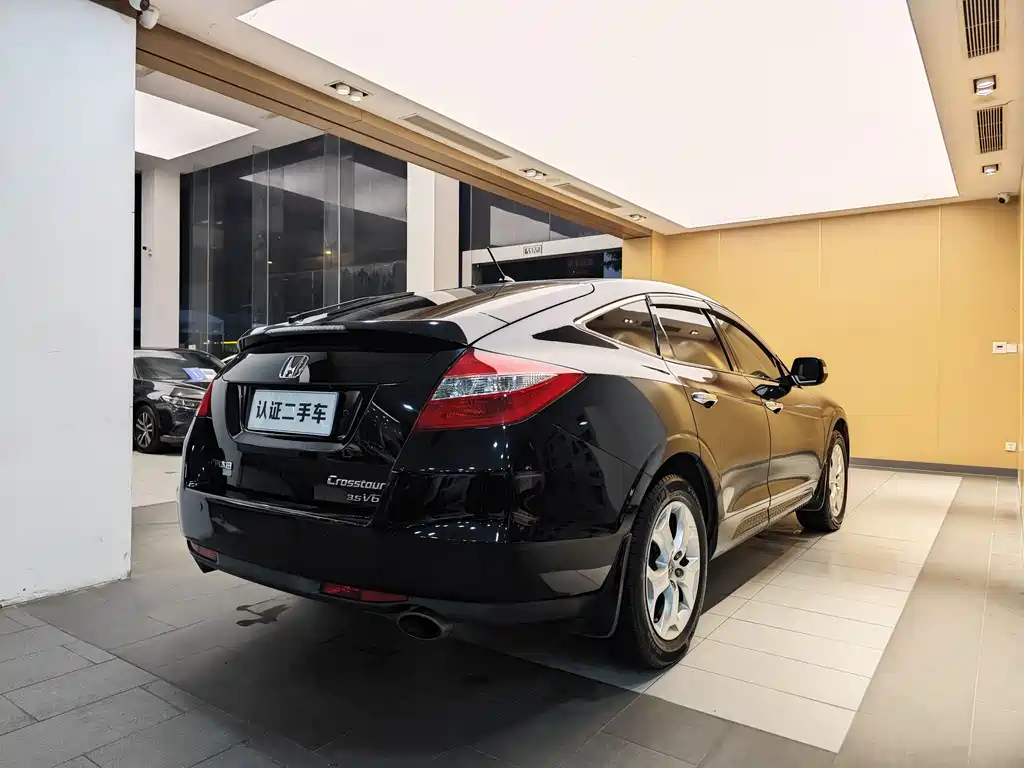 Honda Crosstour 2013 — фото 30
