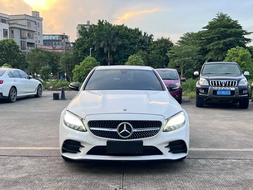 Mercedes-Benz C-Class 2019