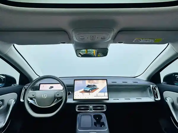 Leapmotor B01 2025