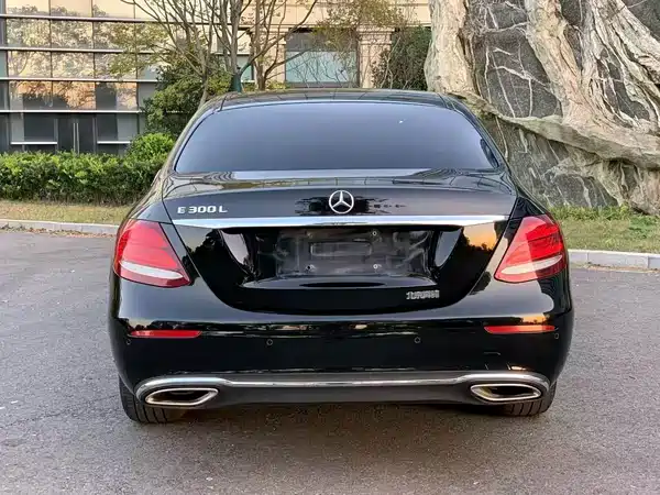 Mercedes-Benz E-Class 2019
