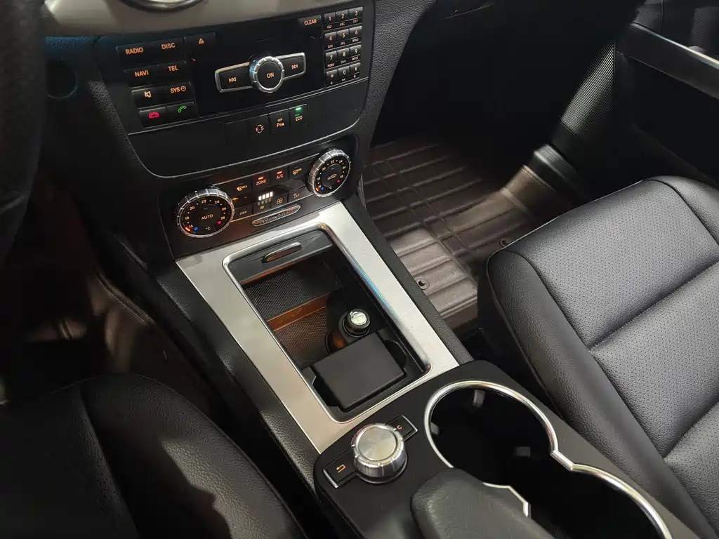Mercedes-Benz GLK-Class 2015 — фото 15