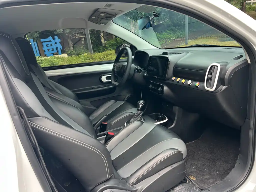 Roewe Clever 2023