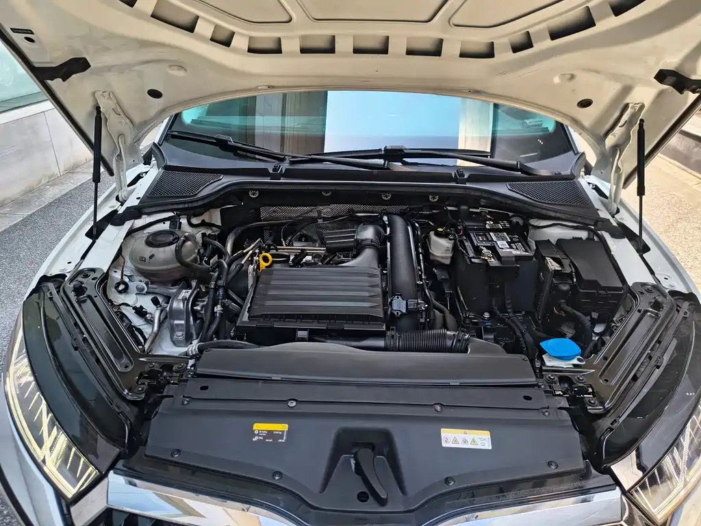 Skoda Octavia 2023 — фото 19