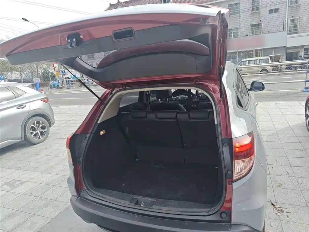 Honda Vezel 2016 — фото 12