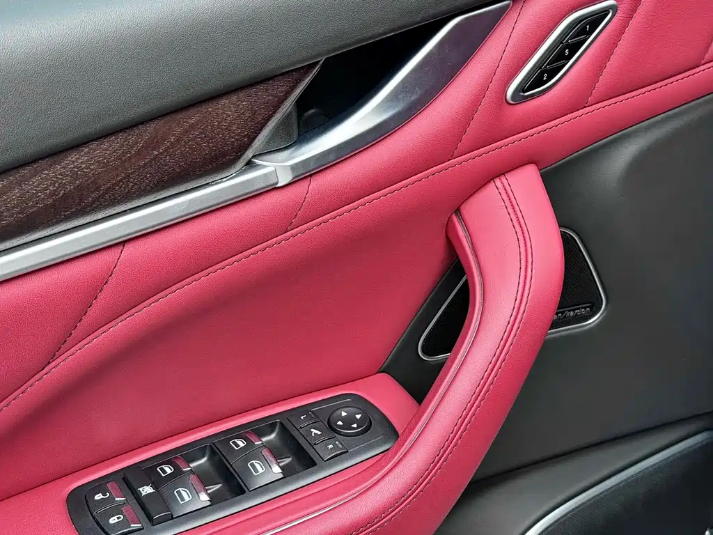 Maserati Levante 2020 — фото 12