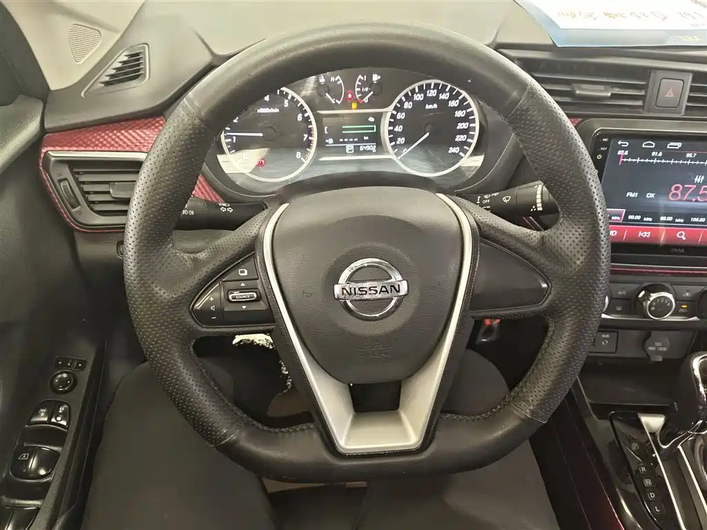 Nissan Bluebird 2019 — фото 11