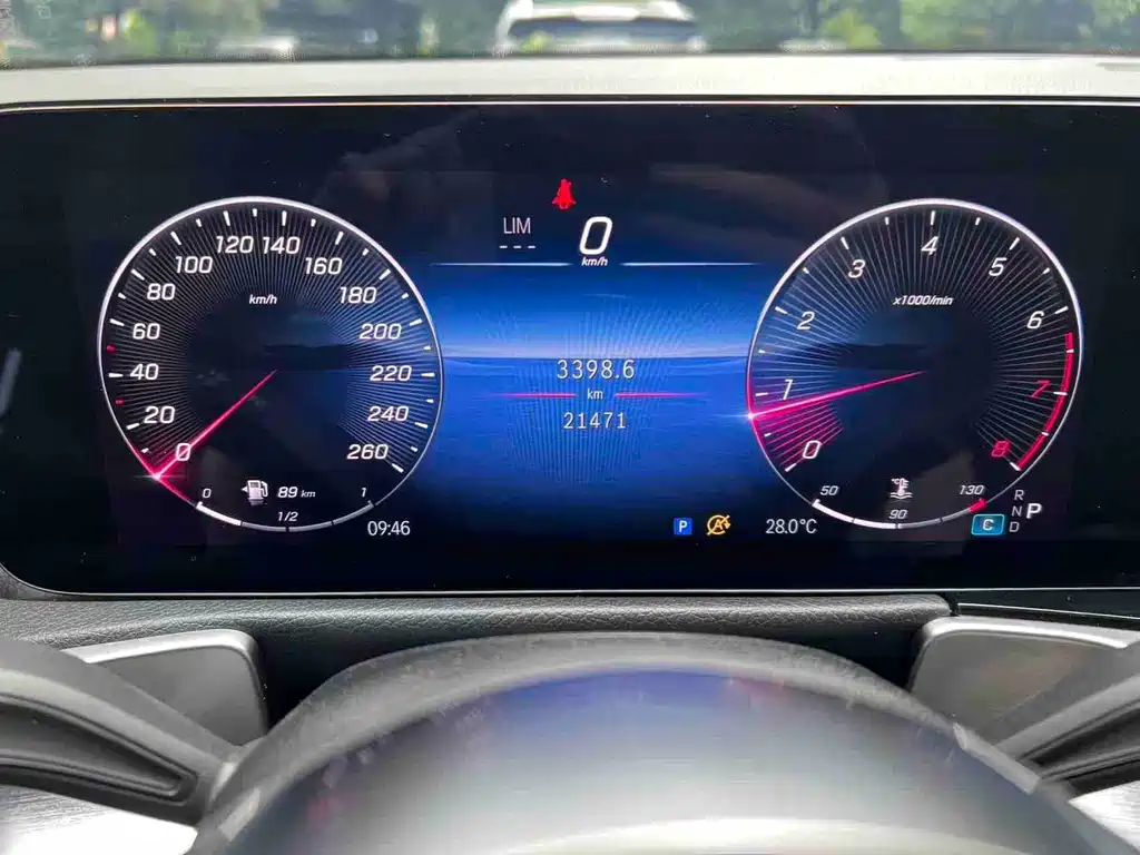 Mercedes-Benz GLB 2023 — фото 15