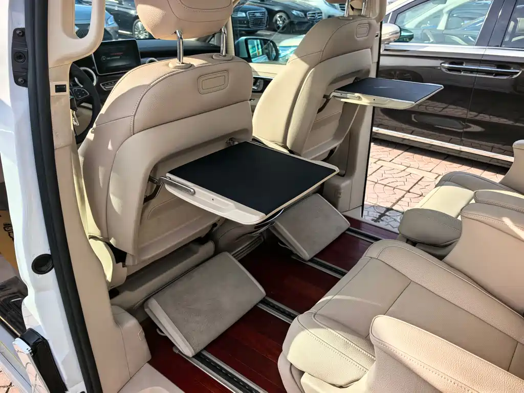 Mercedes-Benz V-Class 2016 — фото 4