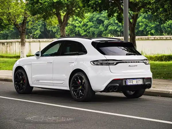 Porsche Macan 2022