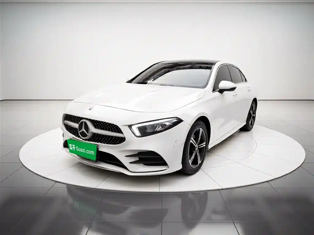 Mercedes-Benz A-Class 2022 — фото 2