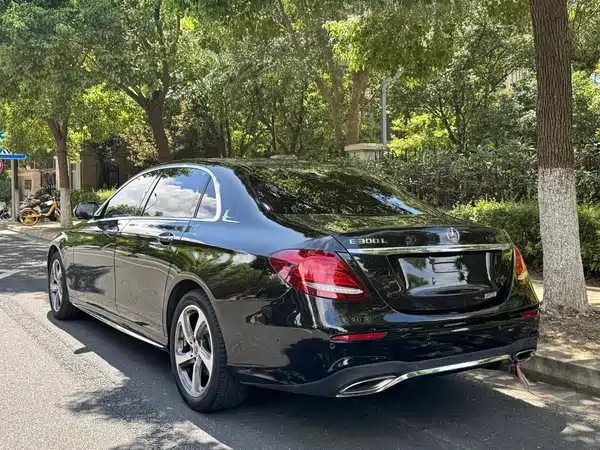 Mercedes-Benz E-Class 2018