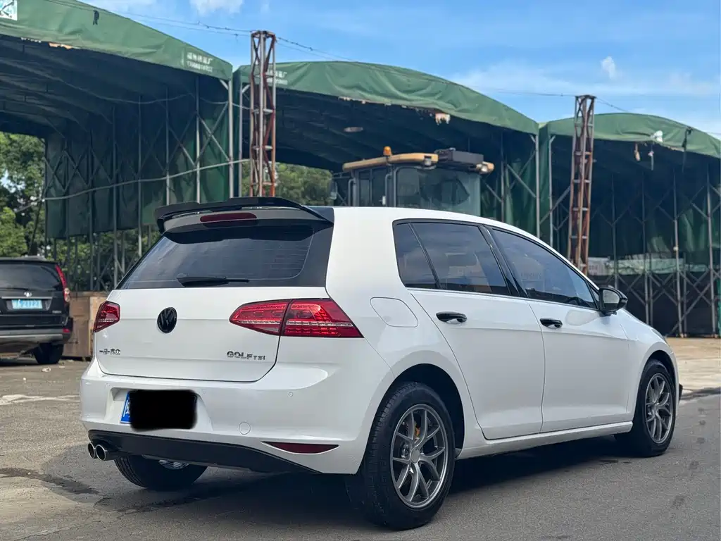 Volkswagen Golf 2014