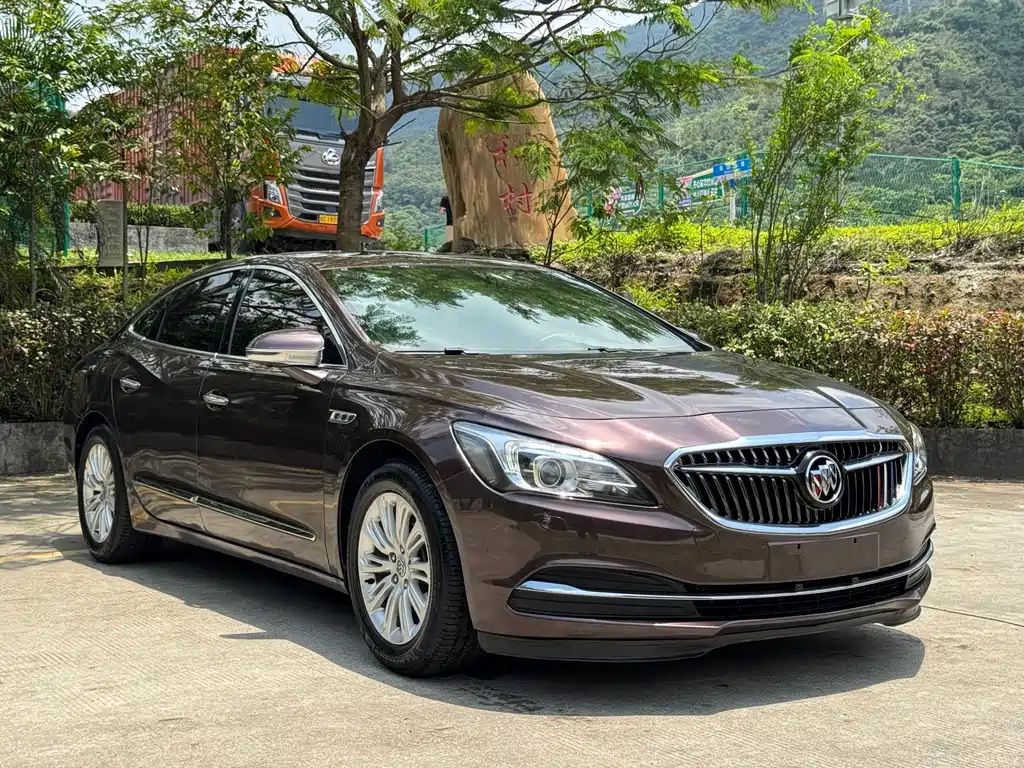Buick LaCrosse 2017 — фото 3