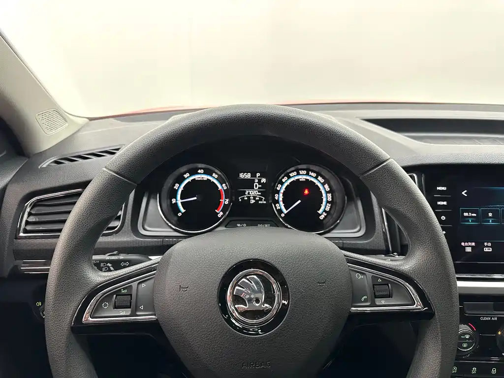 Skoda Kamiq 2022 — фото 18