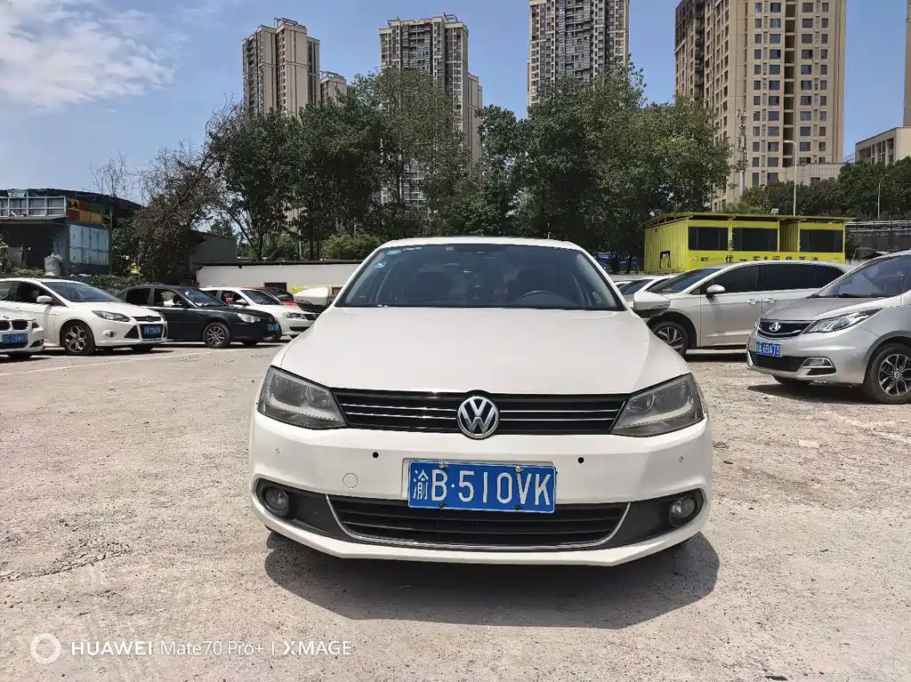 Volkswagen Sagitar 2016