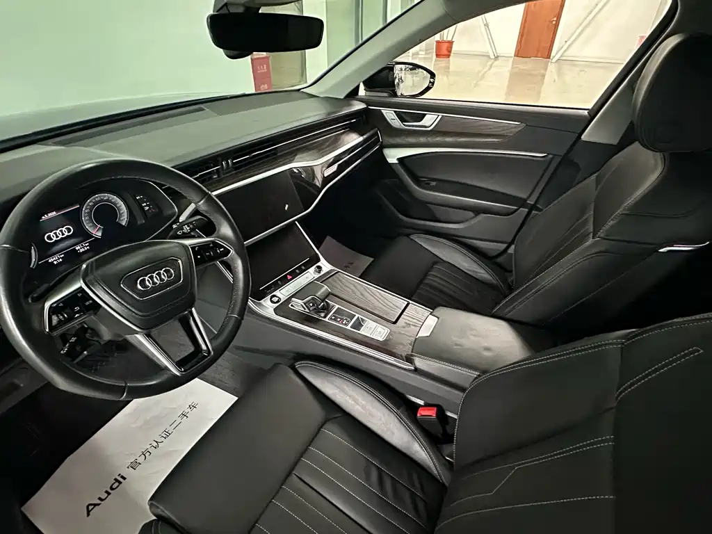 Audi A6L 2023 — фото 13