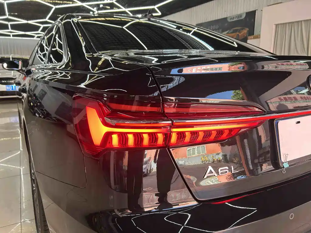Audi A6L 2022 — фото 10