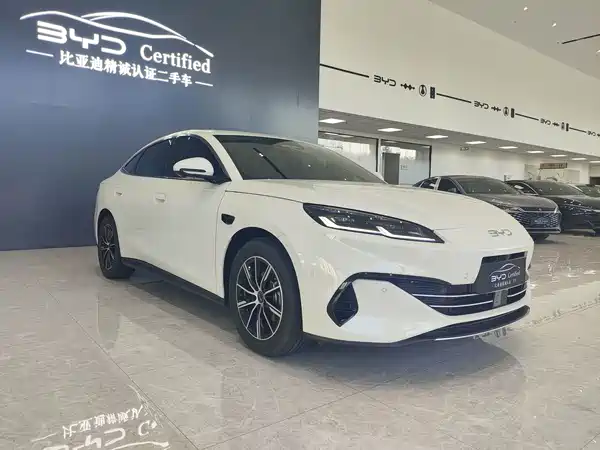 BYD Seal 06 2025