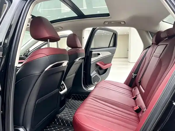 Hongqi H5 2024