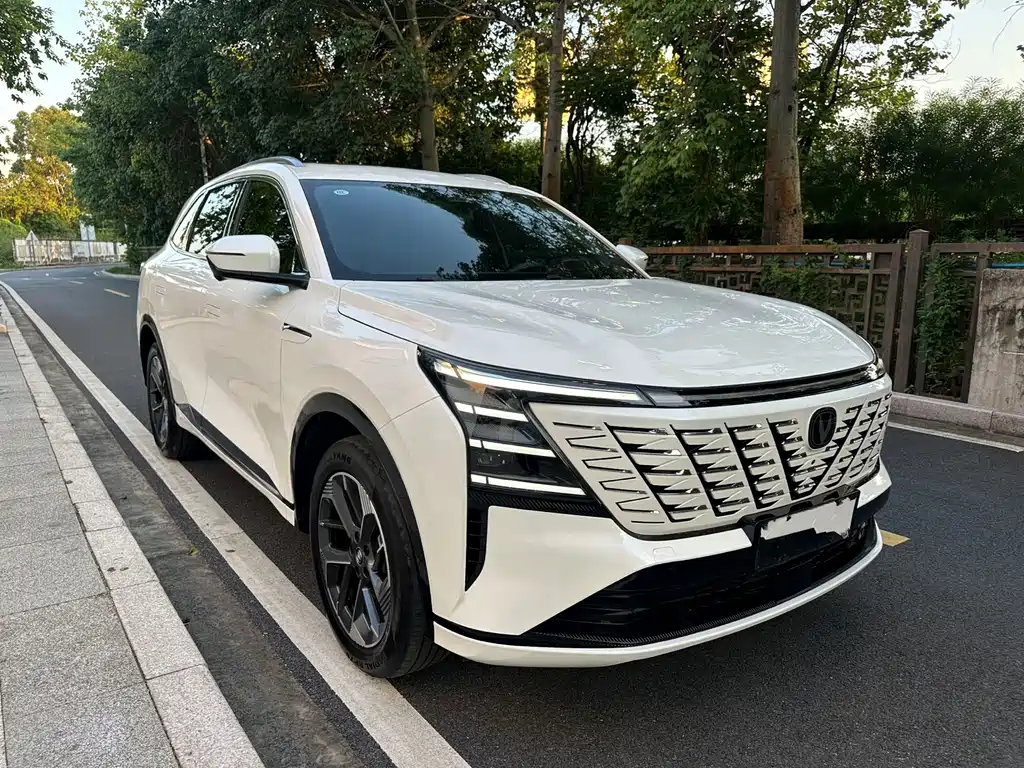 Changan CS75PLUS 2025 — фото 9